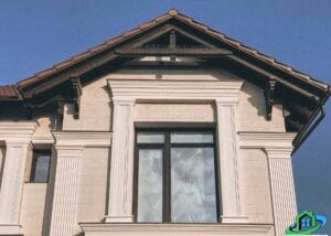 Fațadă casă decorativă cu ancadramente Konturo